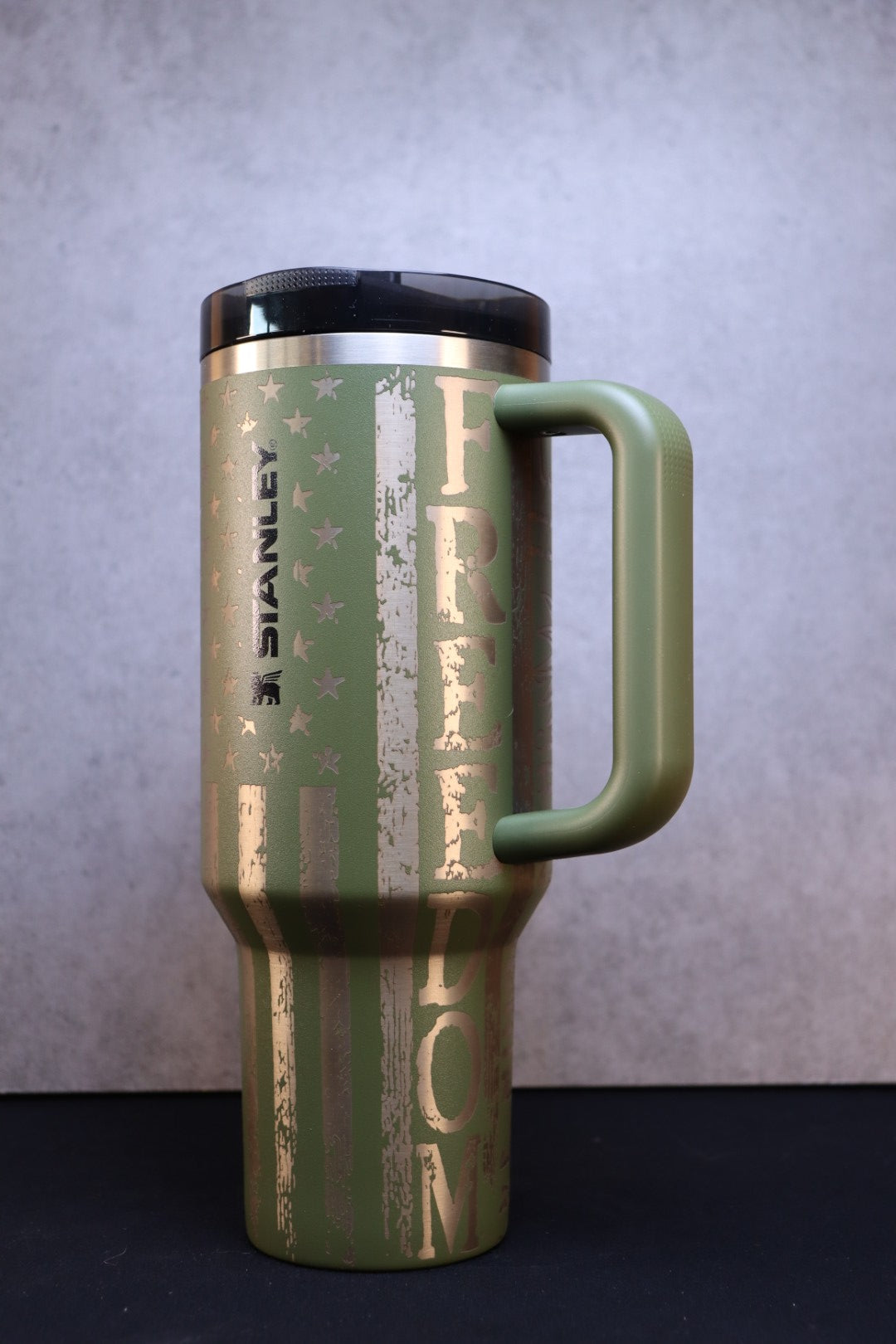 Freedom & Eagle on Pine 40oz Stanley ProTour