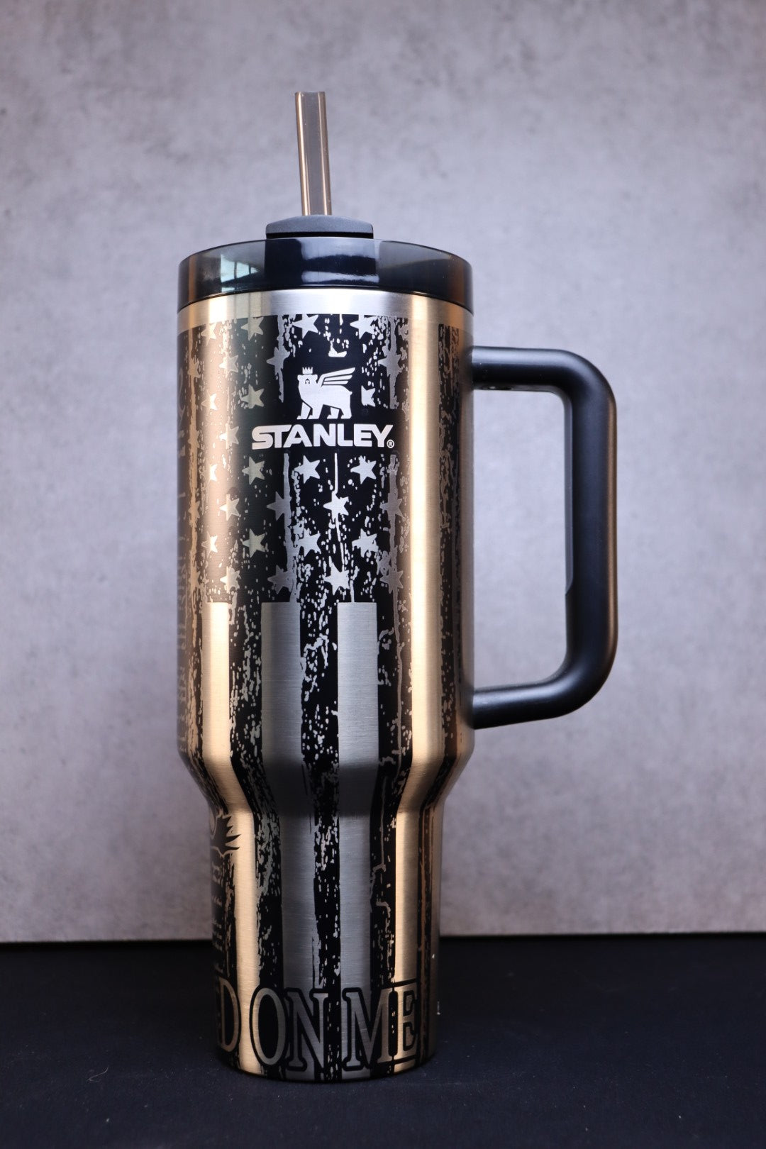 Flag & Snake on Black Glow 40oz Stanley