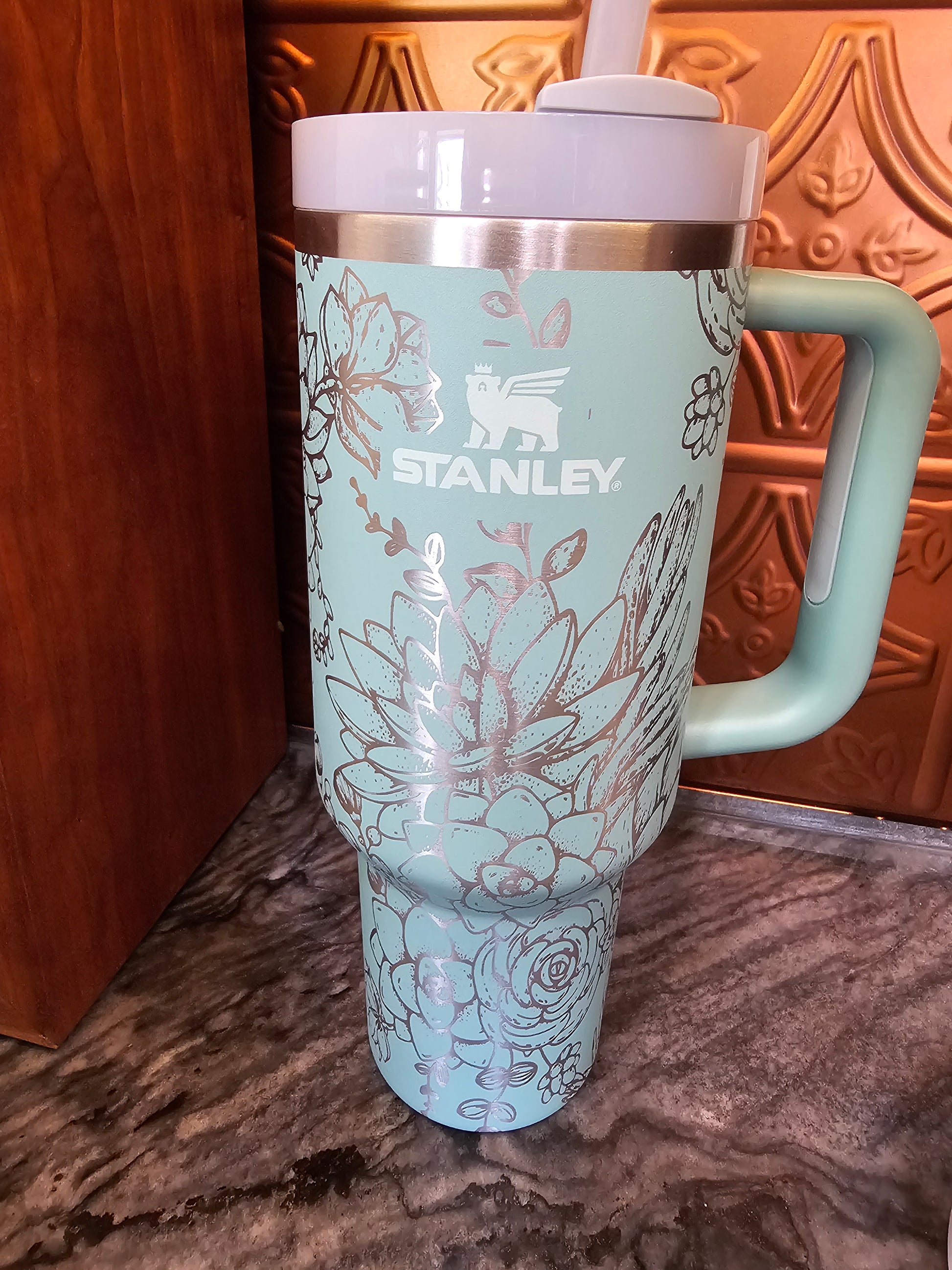 Sea Turtles Engraved Stanley Adventure Quencher 40oz Tumbler 