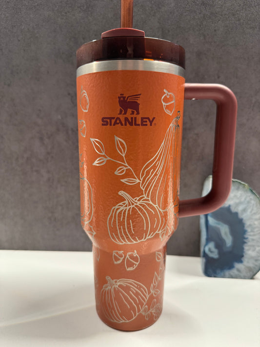 Fall by Ashley on Clay Hammertone 40oz Stanley