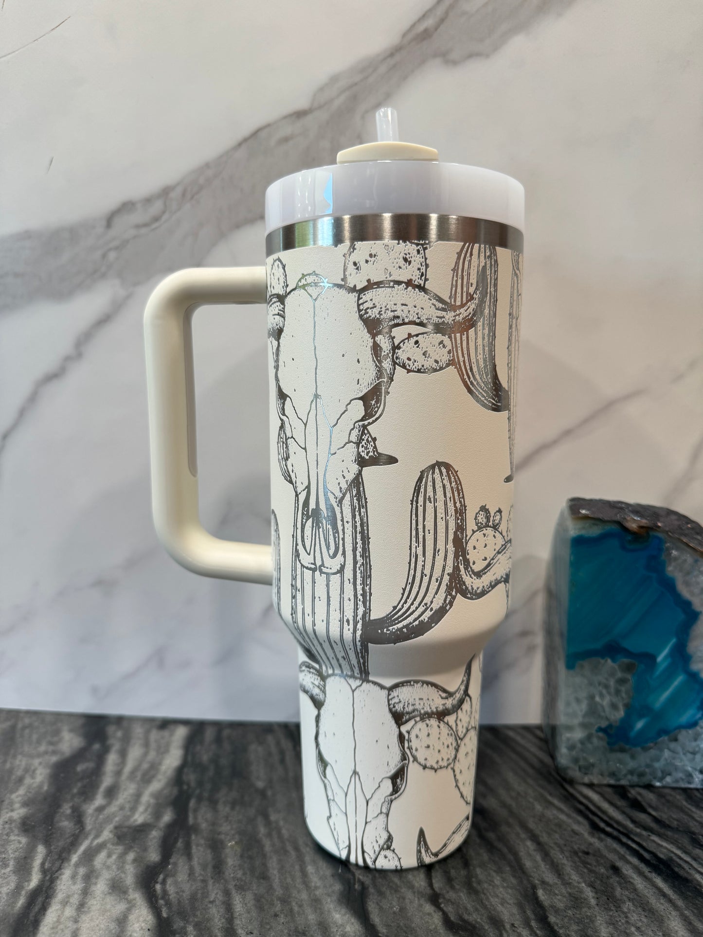 Cacti & Cow Skulls on Cream 40oz Stanley