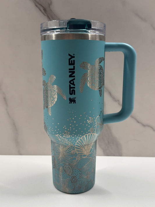 Seaturtles & Shells on Agave 40oz Stanley Protour
