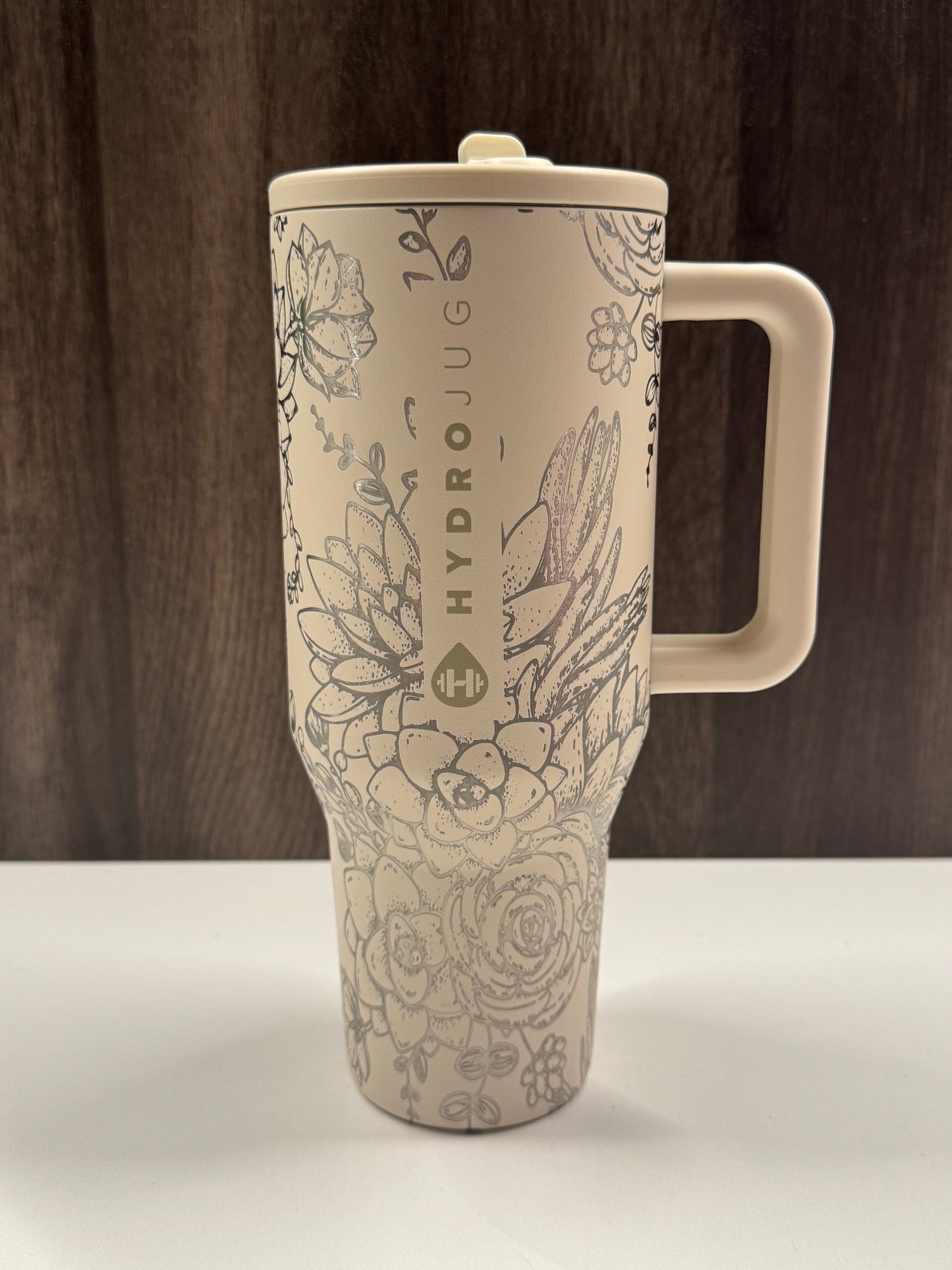 Succulents on Cream 32oz Hydrojug