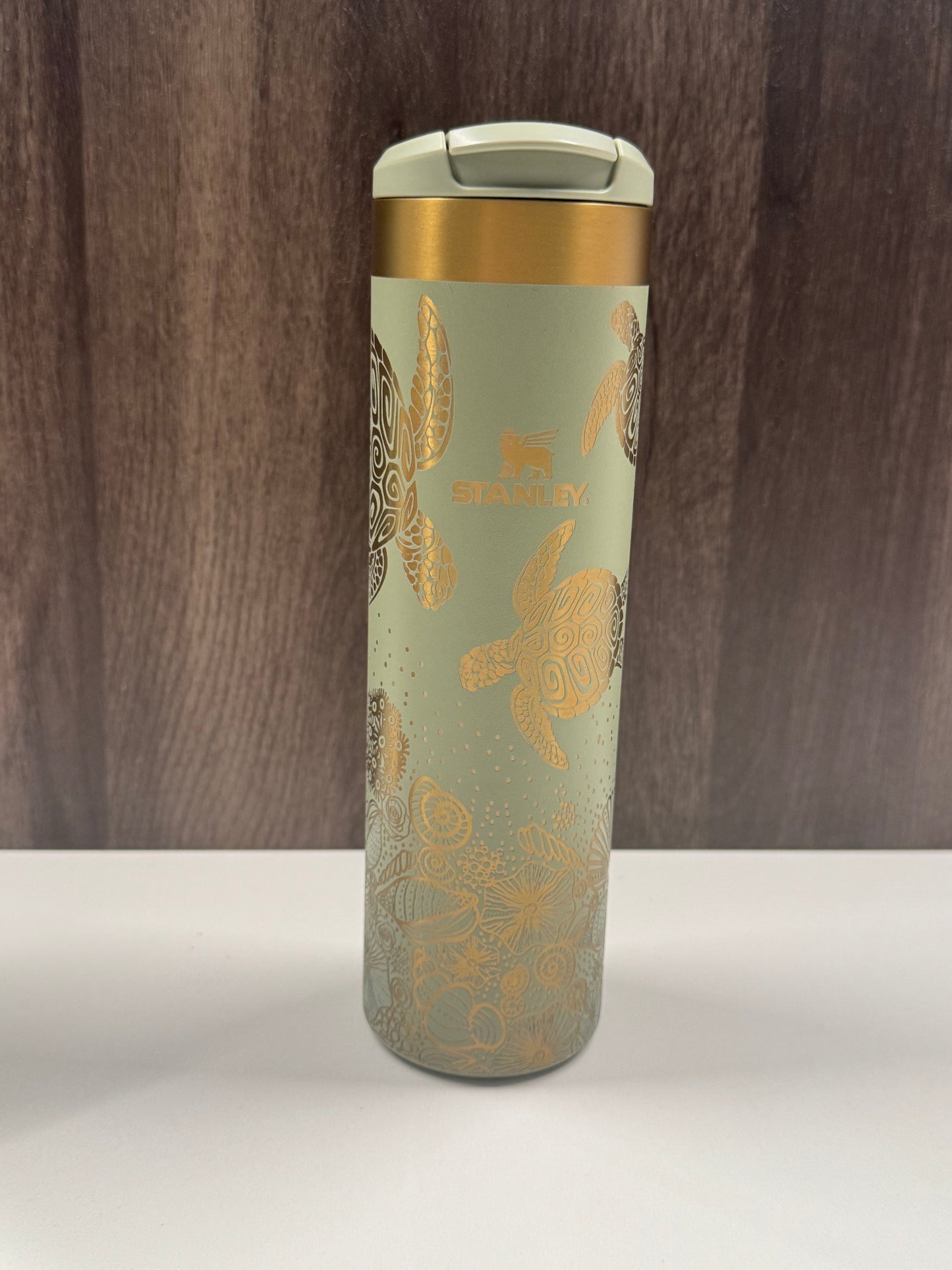 Sea Turtles & Shells on Sage 20oz Stanley Transit Bottle