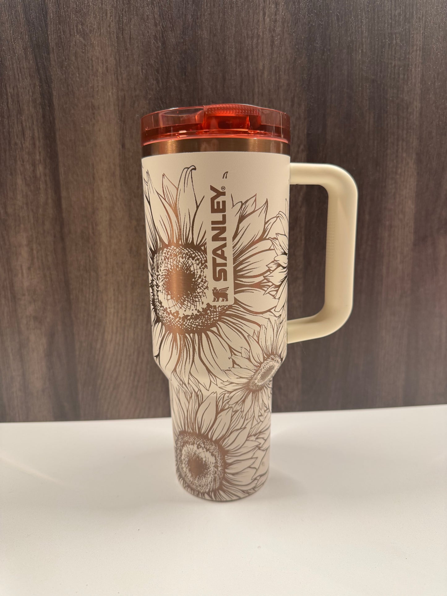 Sunflowers on Cream Rose Gold 40oz Protour