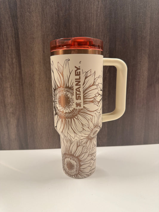 Sunflowers on Cream Rose Gold 40oz Protour