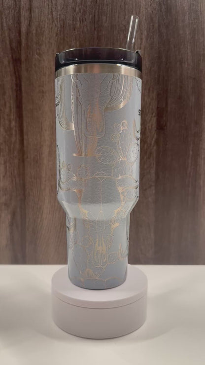 Cow Skull & Cacti on Gray Hammertone 40oz Stanley