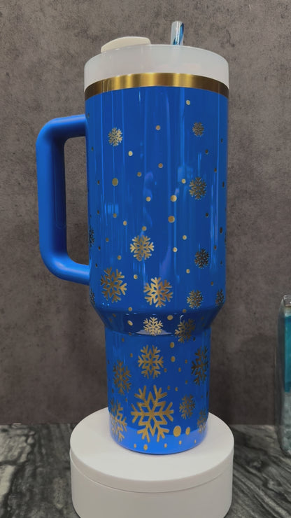 Snowflakes on Artic Twist 40oz Stanley (flawed)